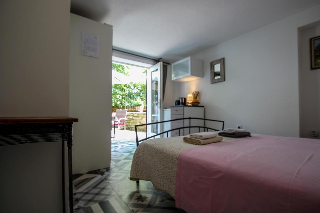 Carla Guest House Novigrad  Exterior photo
